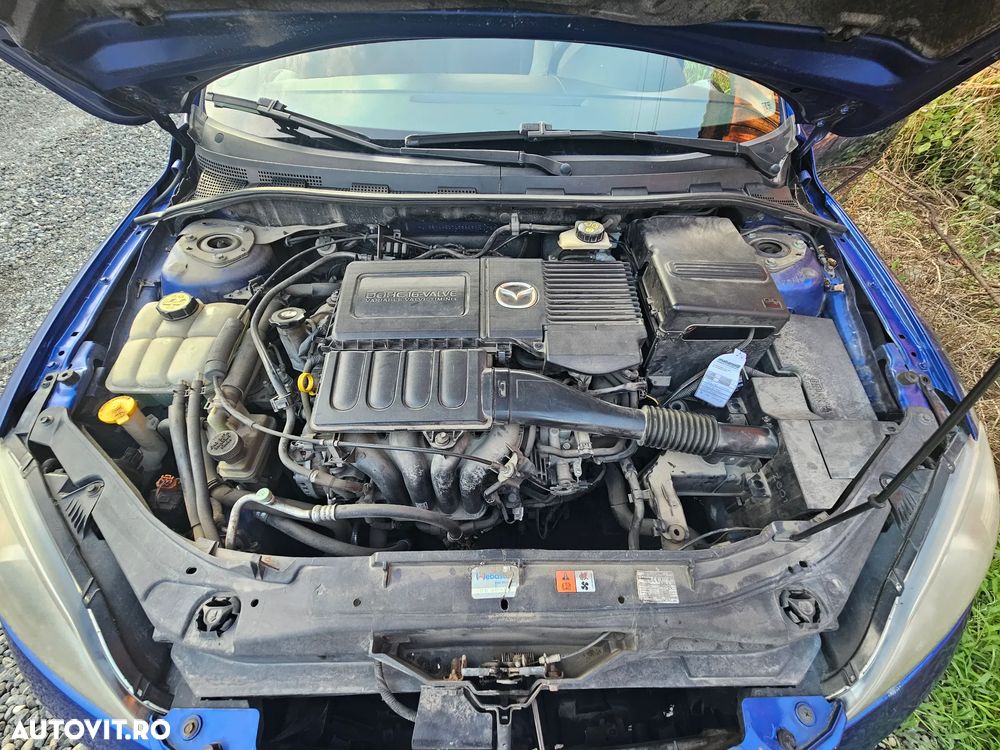Mazda 3 1.6 Sport Active Plus - 28