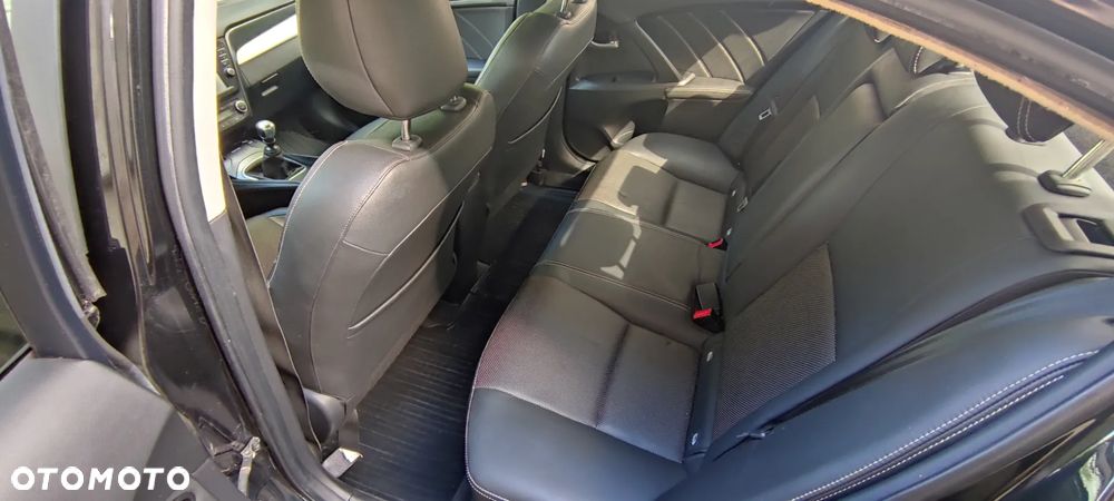Toyota Avensis 2.0 D-4D Prestige - 21