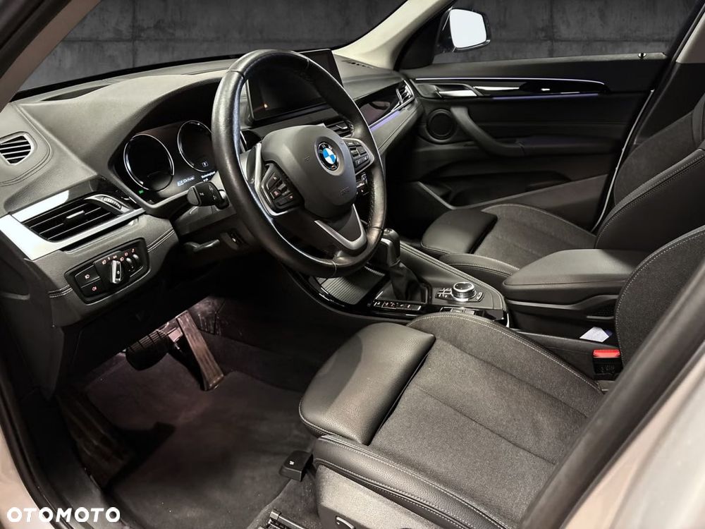 BMW X1 xDrive25e xLine - 14