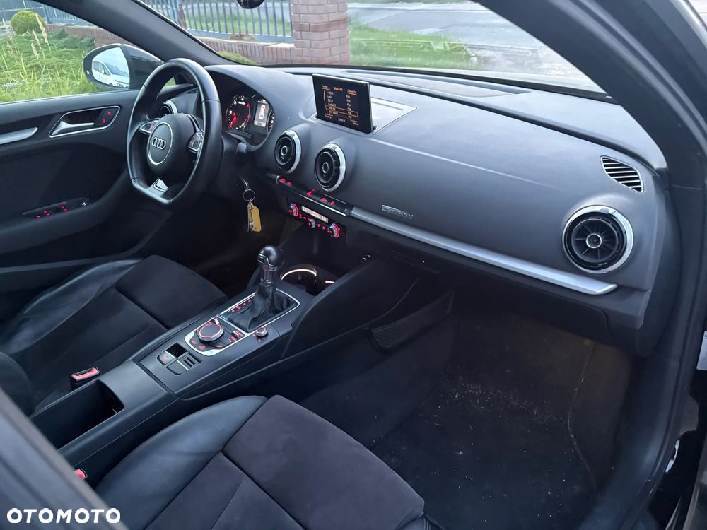 Audi A3 Sportback 2.0 TDI Quattro Ambiente S tronic - 9