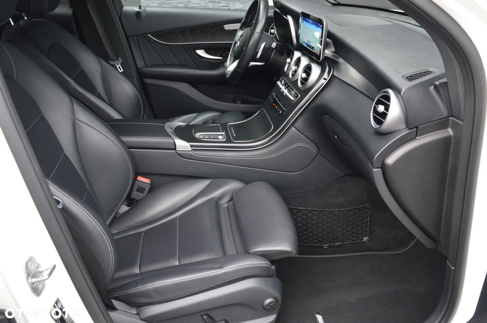 Mercedes-Benz GLC 220 d 4-Matic - 18