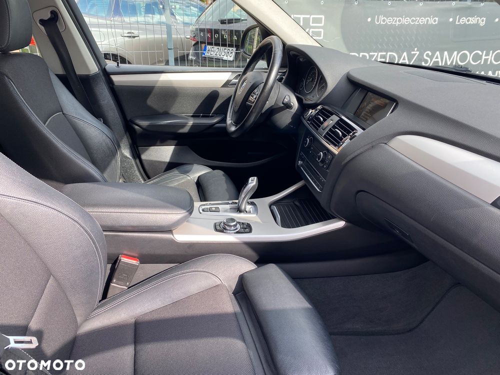 BMW X3 sDrive18d Advantage - 11