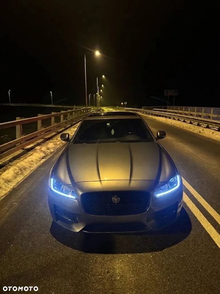Jaguar XF 2.0 i4D AWD R-Sport - 1