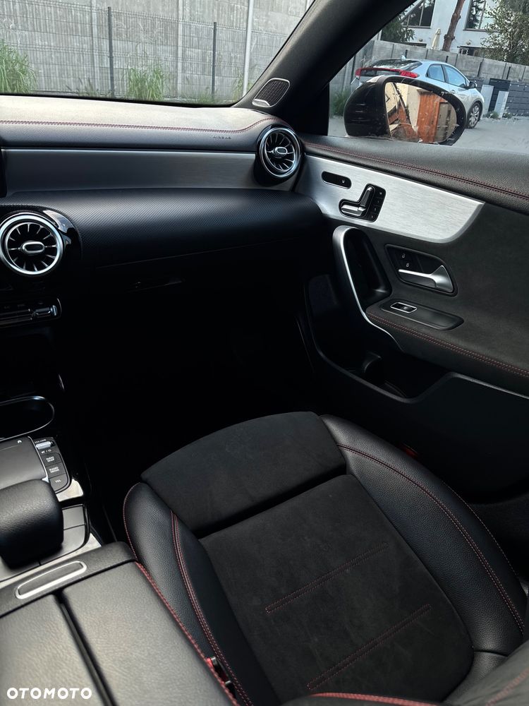 Mercedes-Benz CLA - 19