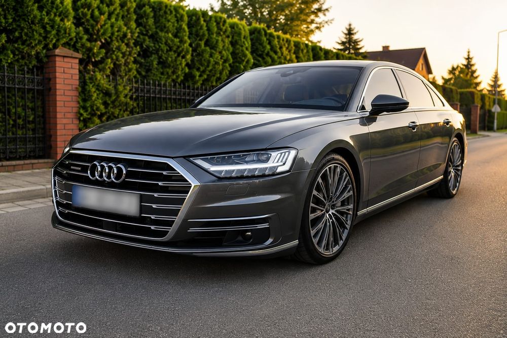 Audi A8 - 1
