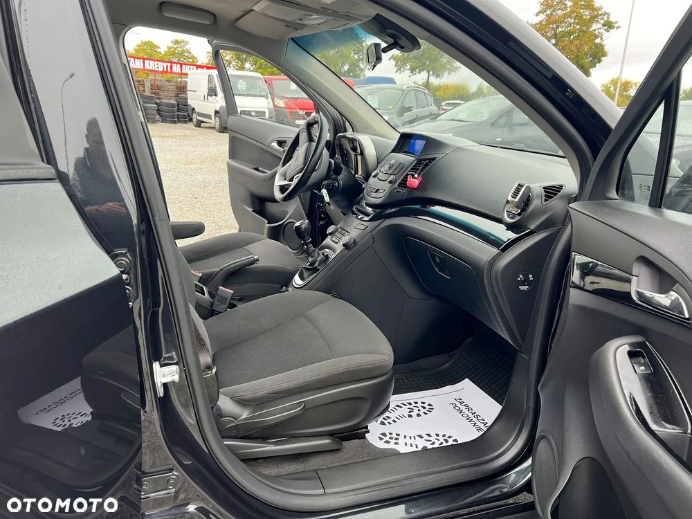 Chevrolet Orlando - 14