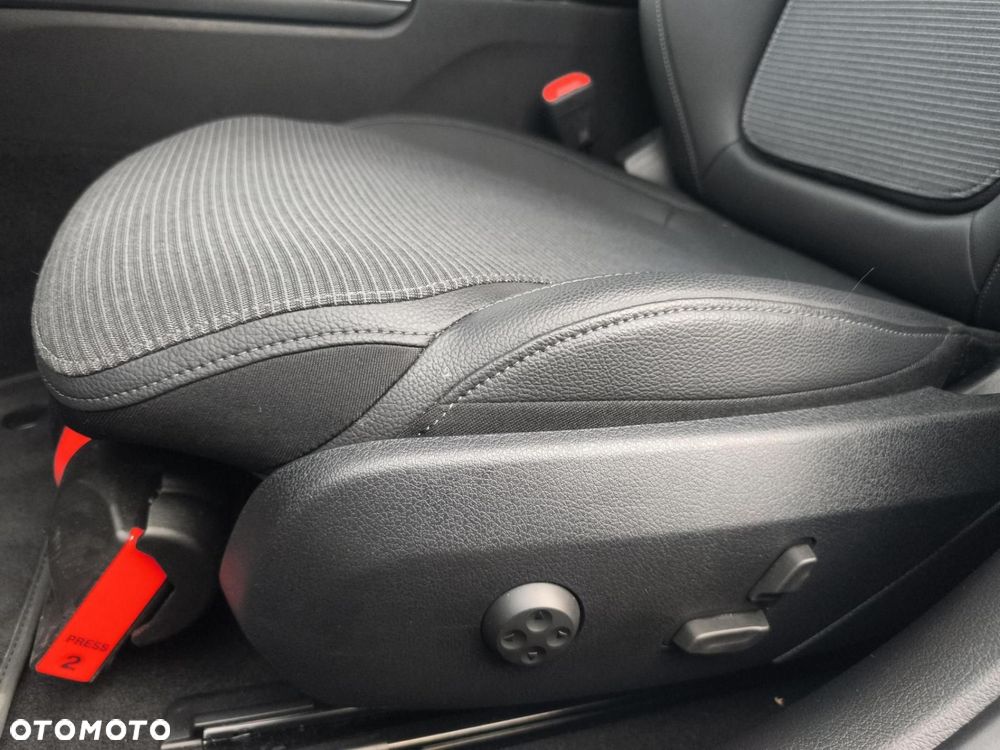 Mercedes-Benz Klasa C - 13