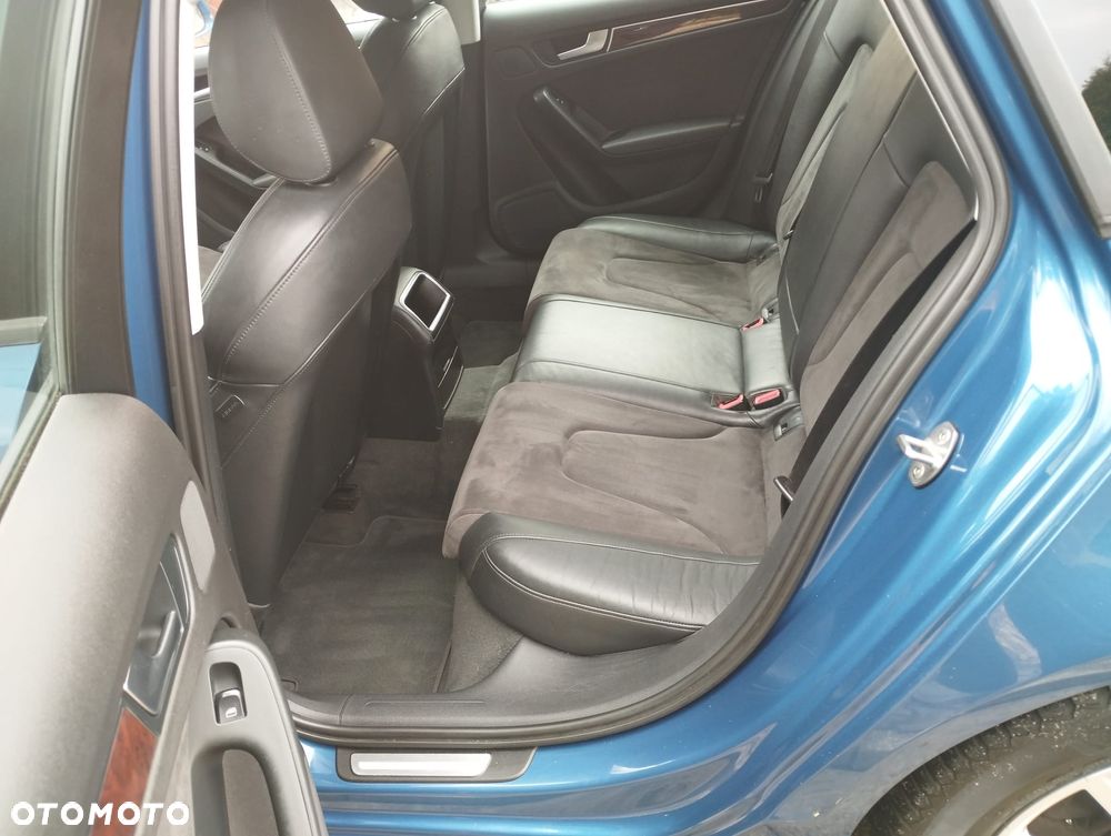 Audi A4 Avant 2.0 TFSI Attraction - 15