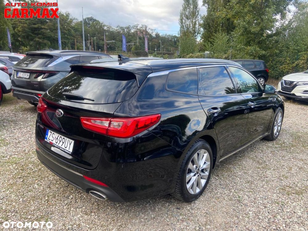 Kia Optima - 11