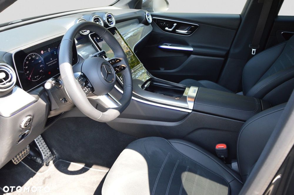 Mercedes-Benz GLC 300 d mHEV 4-Matic AMG Line - 13