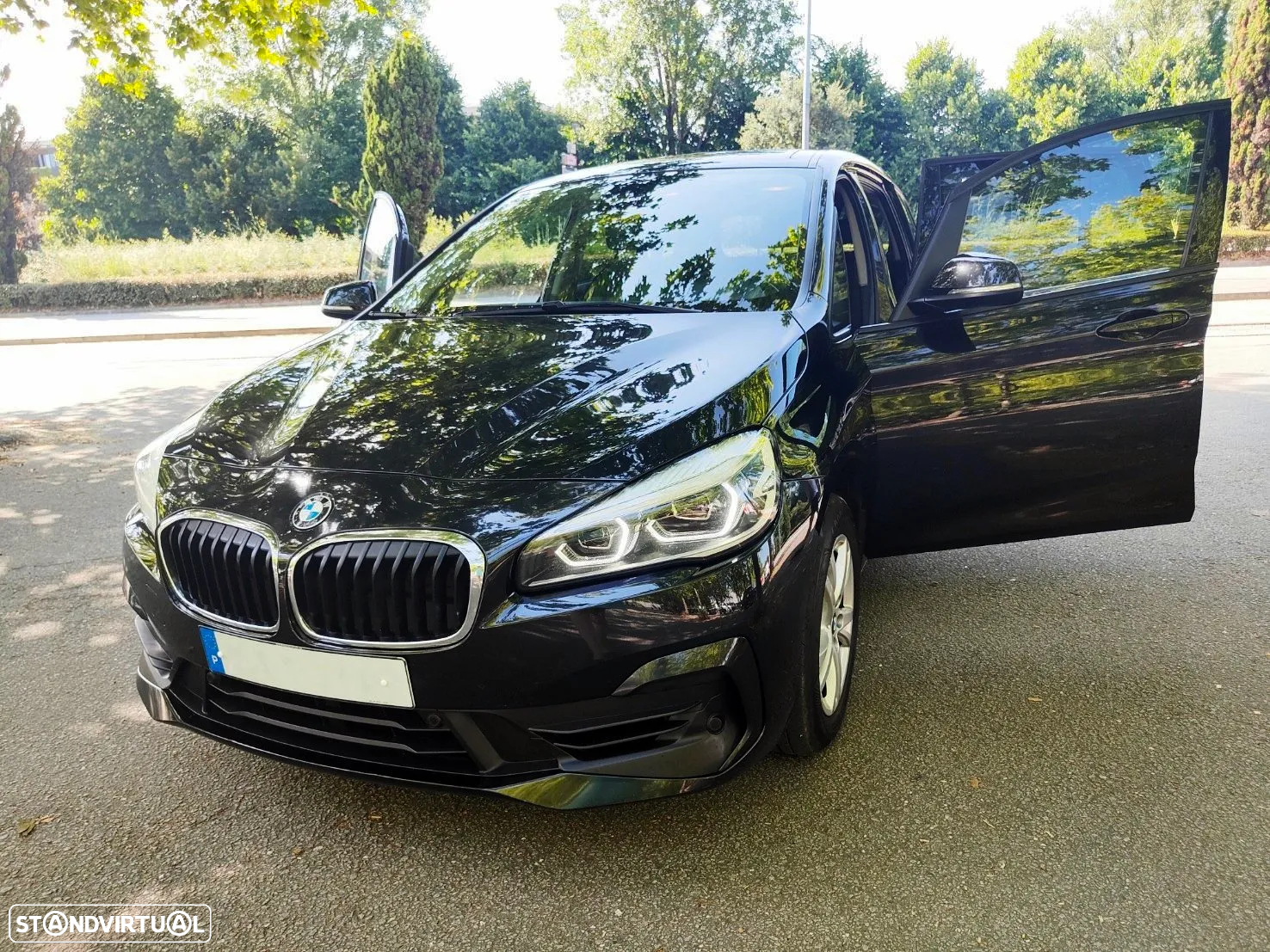 BMW 216 Gran Tourer i 7L Line Luxury - 2