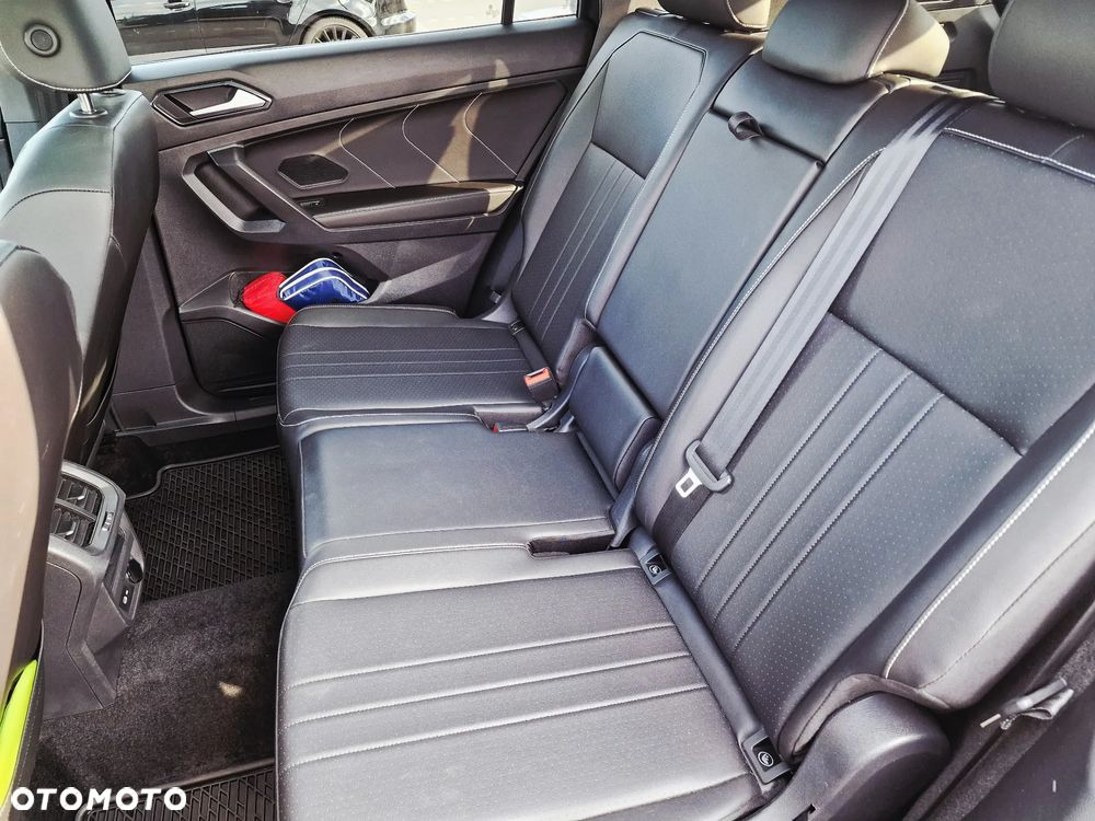 Volkswagen Tiguan Allspace - 17