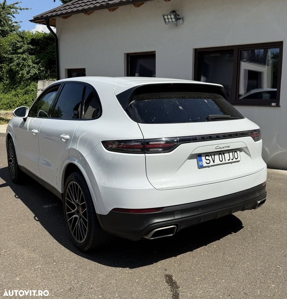 Porsche Cayenne - 10