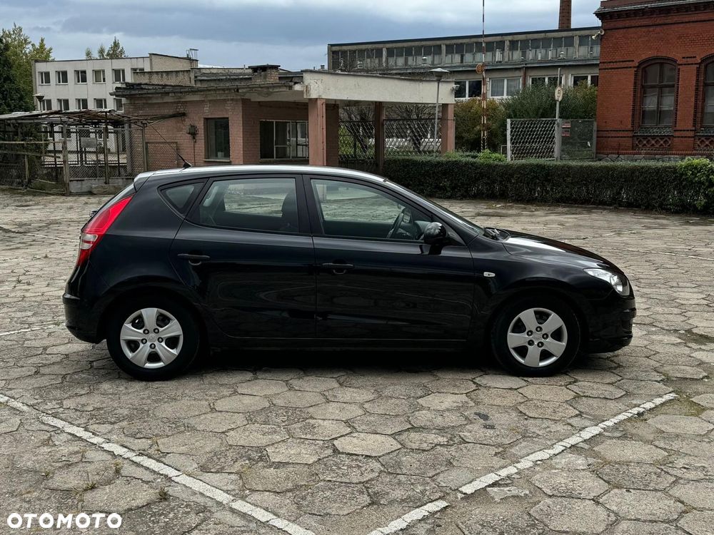 Hyundai i30 1.6 CRDi Base - 4