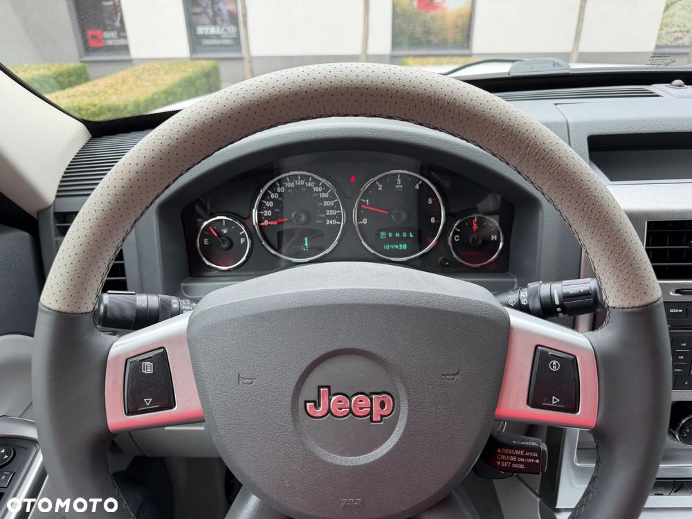 Jeep Cherokee 2.8 CRD DPF Automatik Limited Exclusive - 32