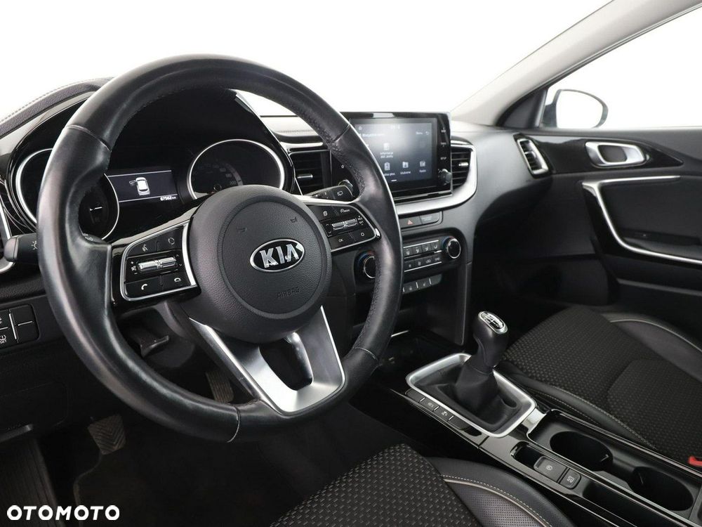 Kia XCeed 1.4 T-GDI OPF VISION - 15