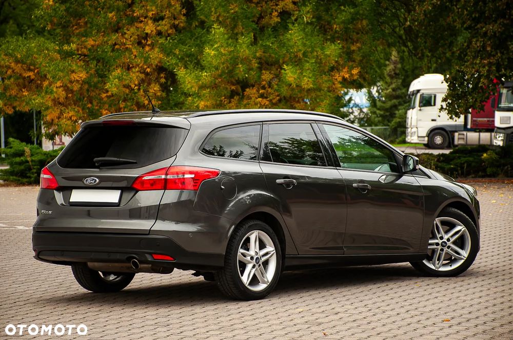 Ford Focus - 35