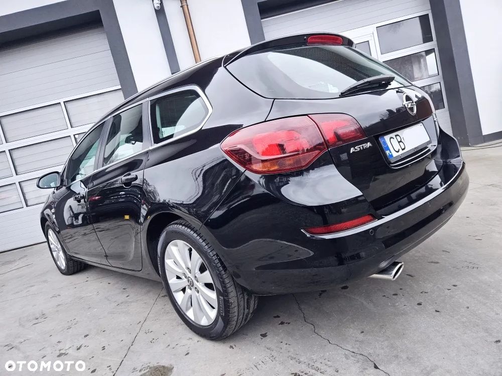 Opel Astra 2.0 CDTI DPF Automatik Cosmo - 5