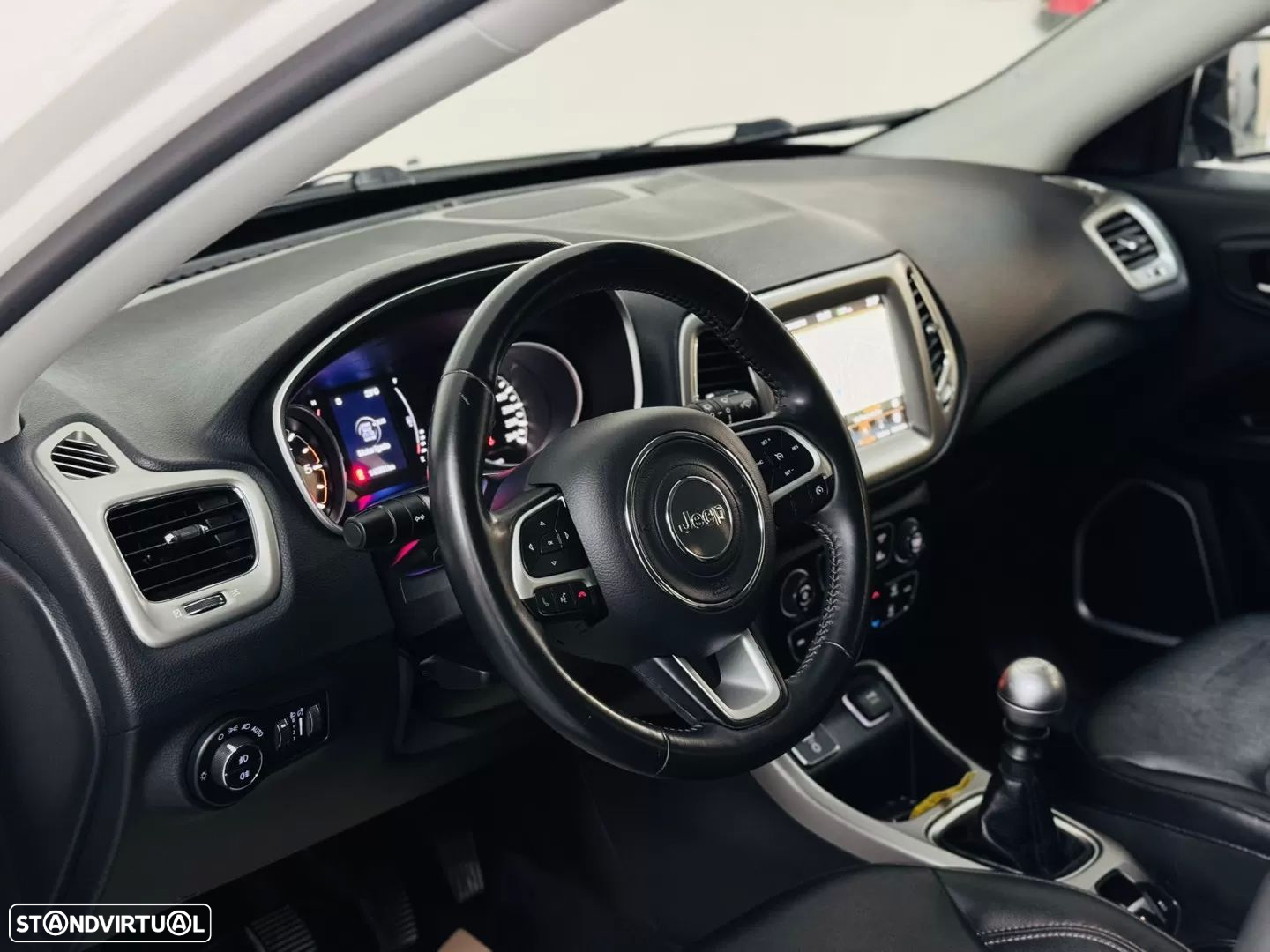 Jeep Compass 1.6 M-Jet Longitude Plus - 21