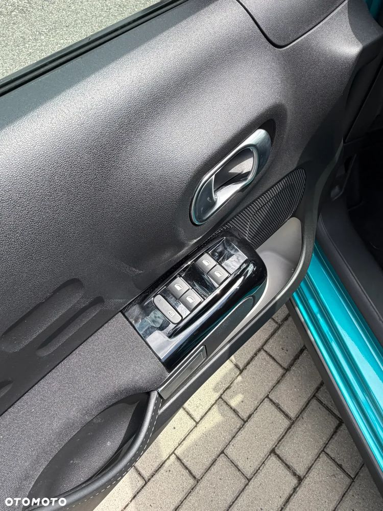 Citroën C3 1.2 PureTech Shine EAT6 - 12