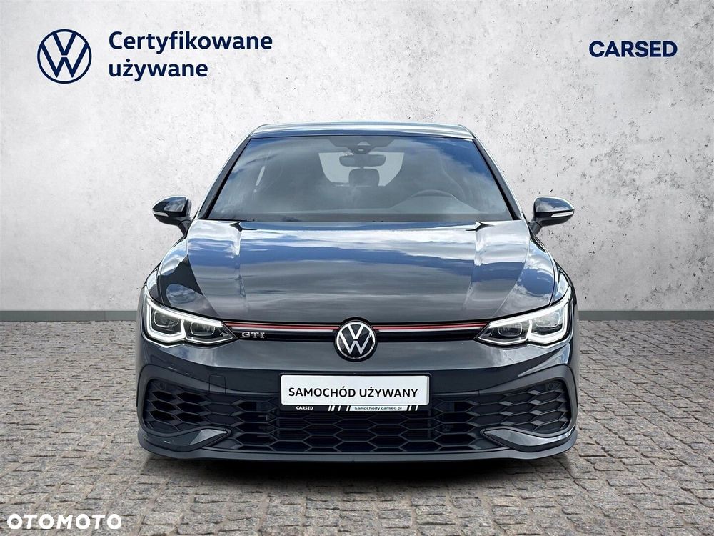 Volkswagen Golf - 38