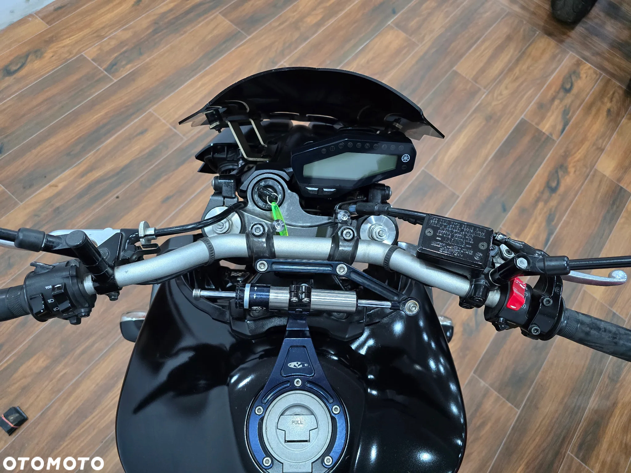 Yamaha MT - 6