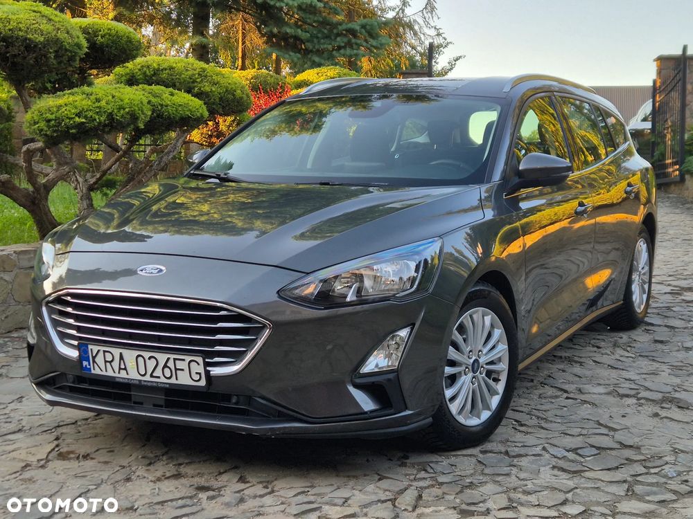 Ford Focus 1.5 EcoBlue Start-Stopp-System TITANIUM DESIGN