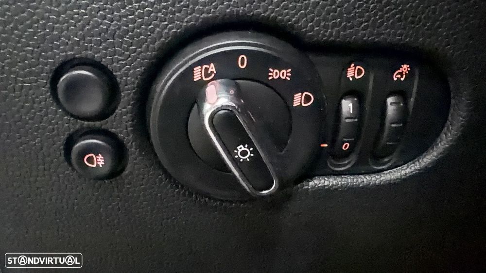 MINI 3 Portas Cooper SE Premium Essential - 20