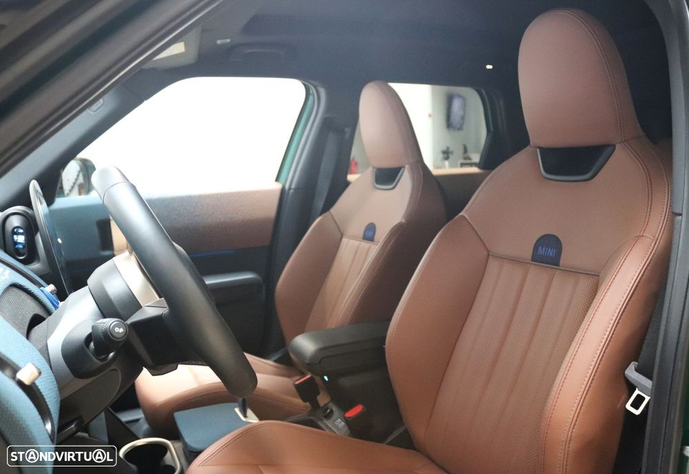 MINI Countryman E Favoured L - 10