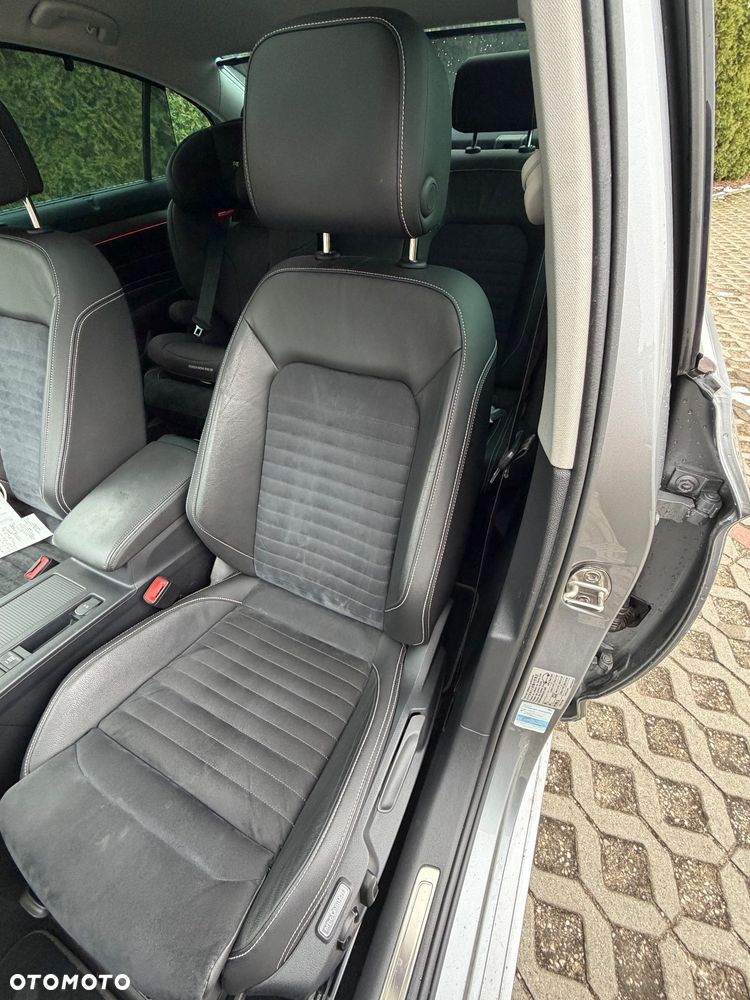 Volkswagen Passat 2.0 TSI Business DSG - 13