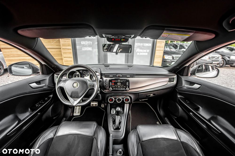 Alfa Romeo Giulietta 1.8 TBi 16V TCT Quadrifoglio Verde - 24
