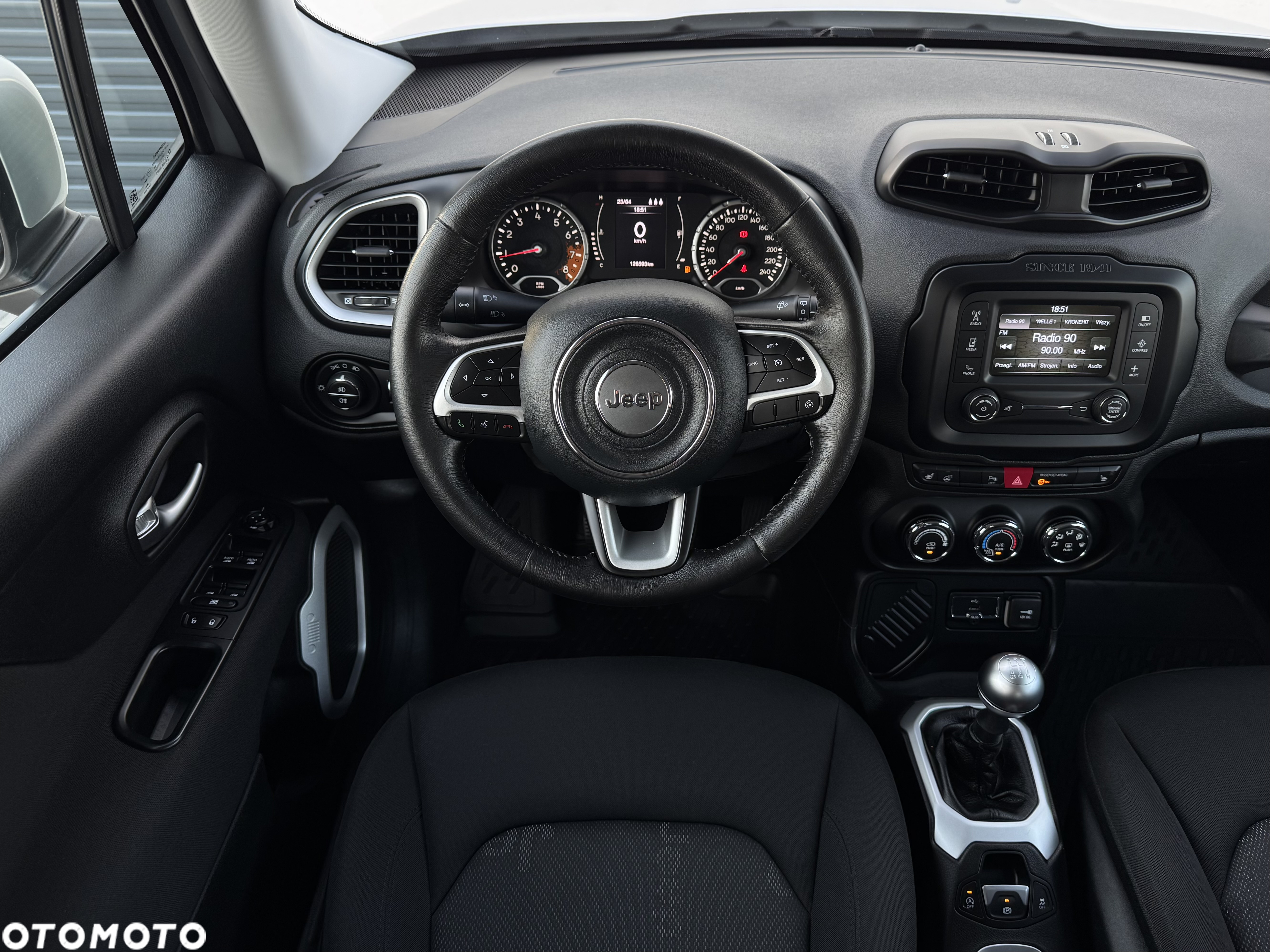 Jeep Renegade 1.6 E-TorQ Longitude FWD - 8