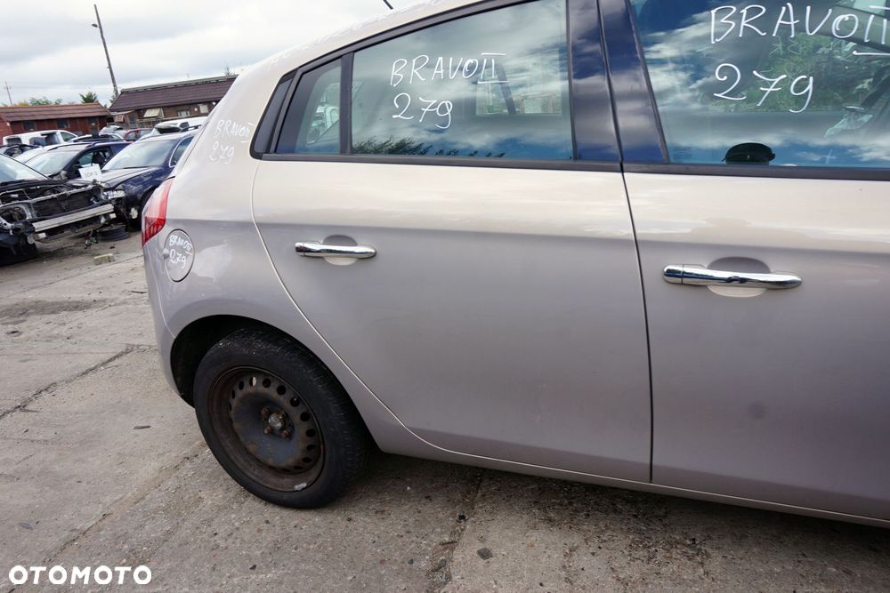DRZWI TYLNE PRAWE BRAVO II 5D HB 279  BEŻOWY FIAT 2007-2014 - 4