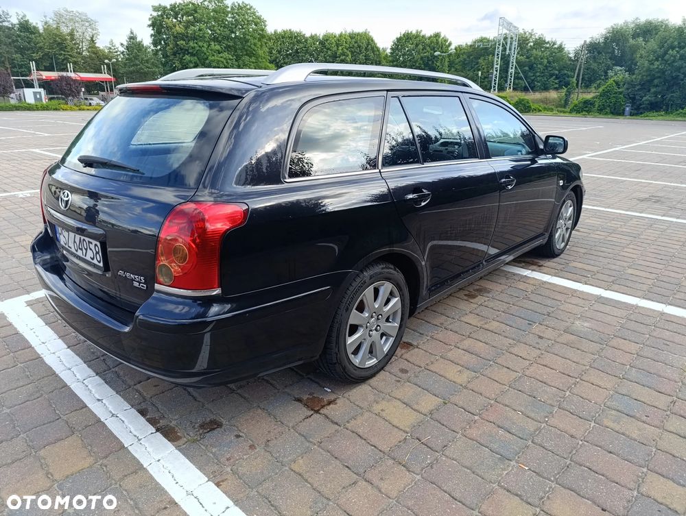 Toyota Avensis 2.0 VVT-i Combi Sol - 3