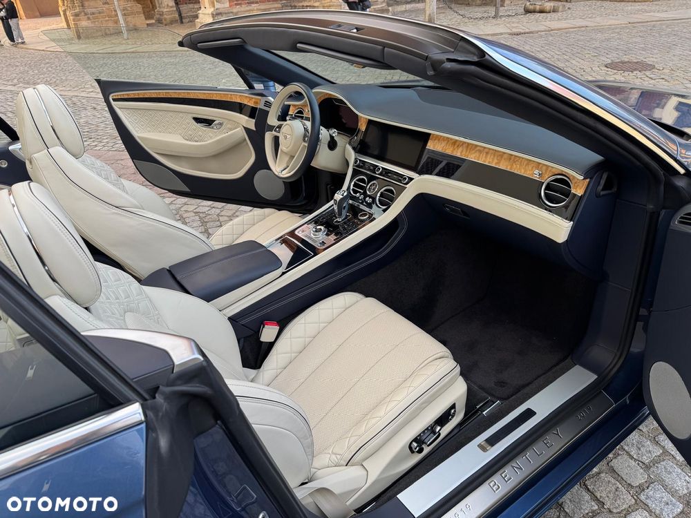Bentley Continental GT - 7