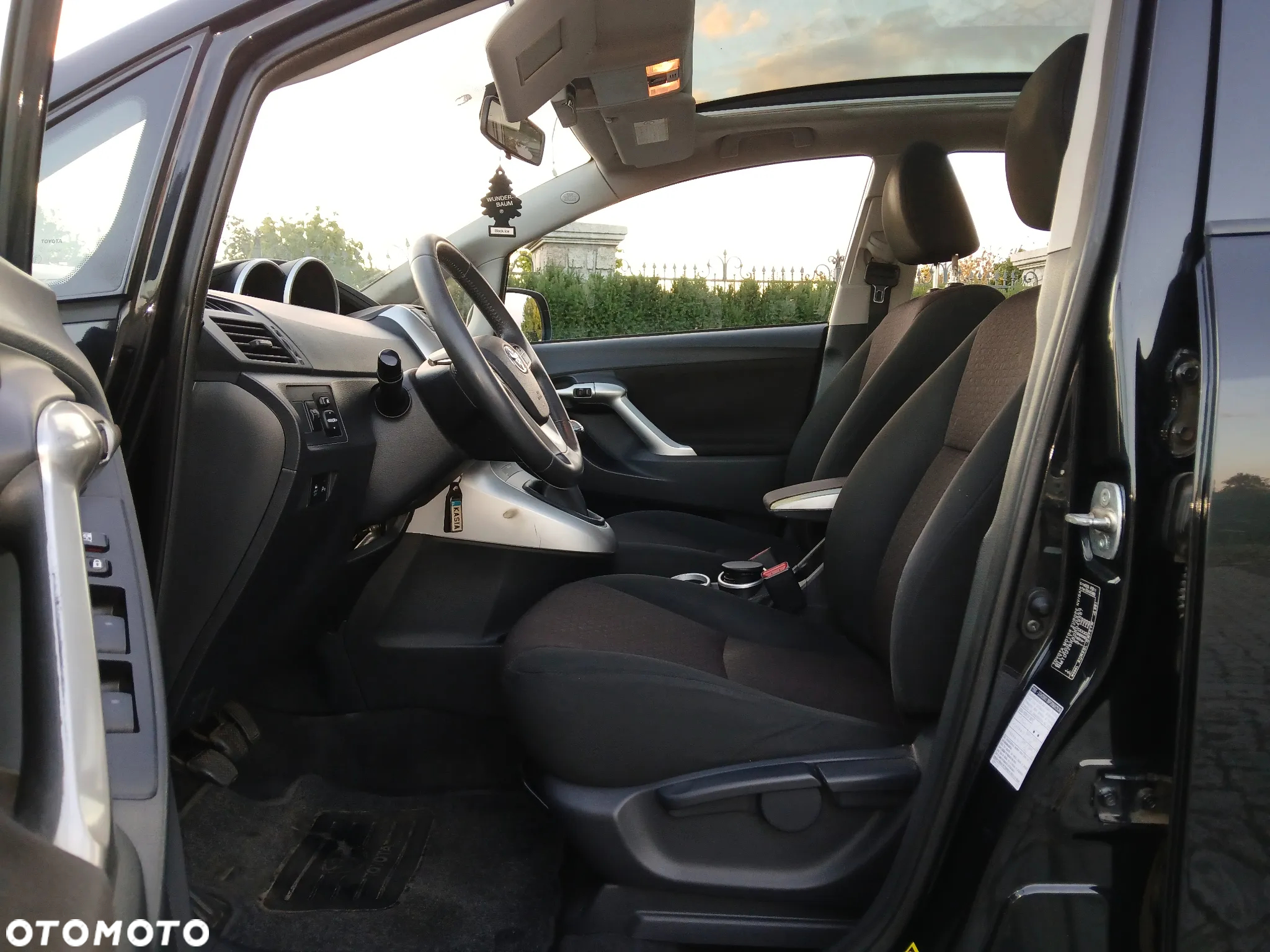Toyota Verso 2.0 D-4D Sol 7os - 21