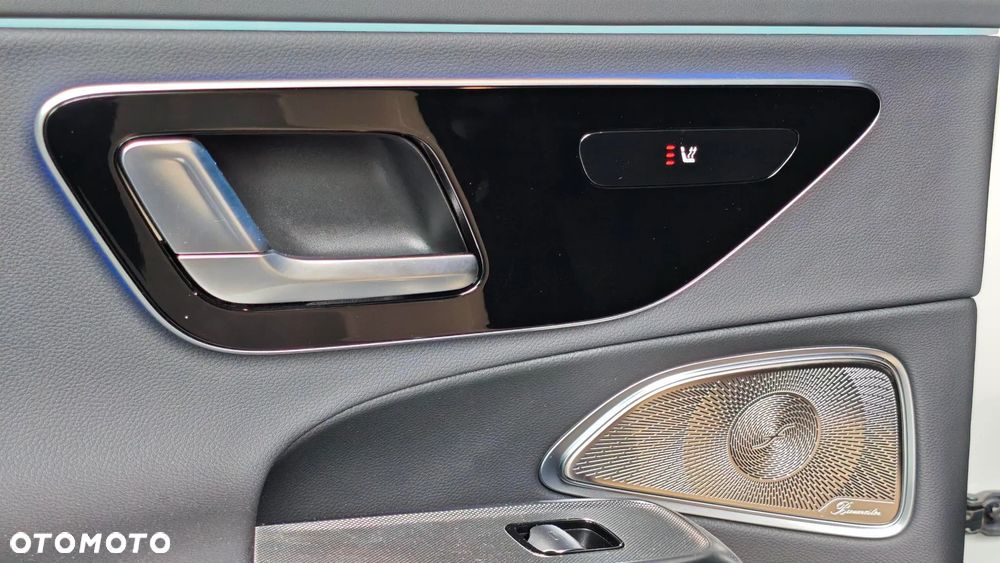 Mercedes-Benz Klasa E 300 de PHEV 4-Matic AMG 9G-Tronic - 18
