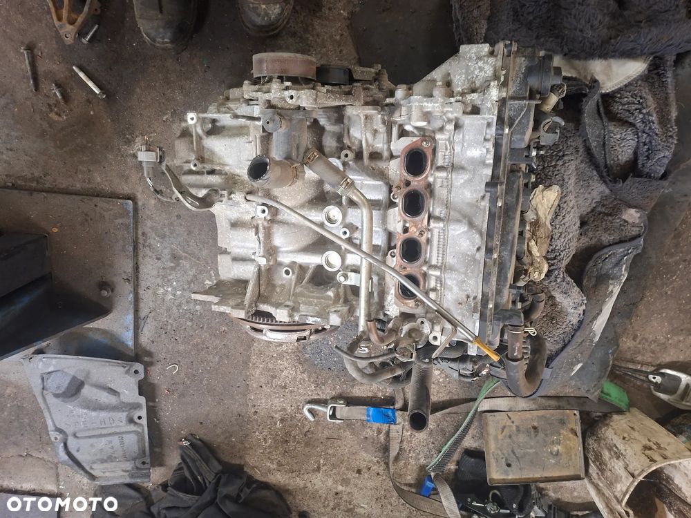 toyota corolla e15 silnik 1np1.3 1.4 benzyna 6 biegów 89000km - 1