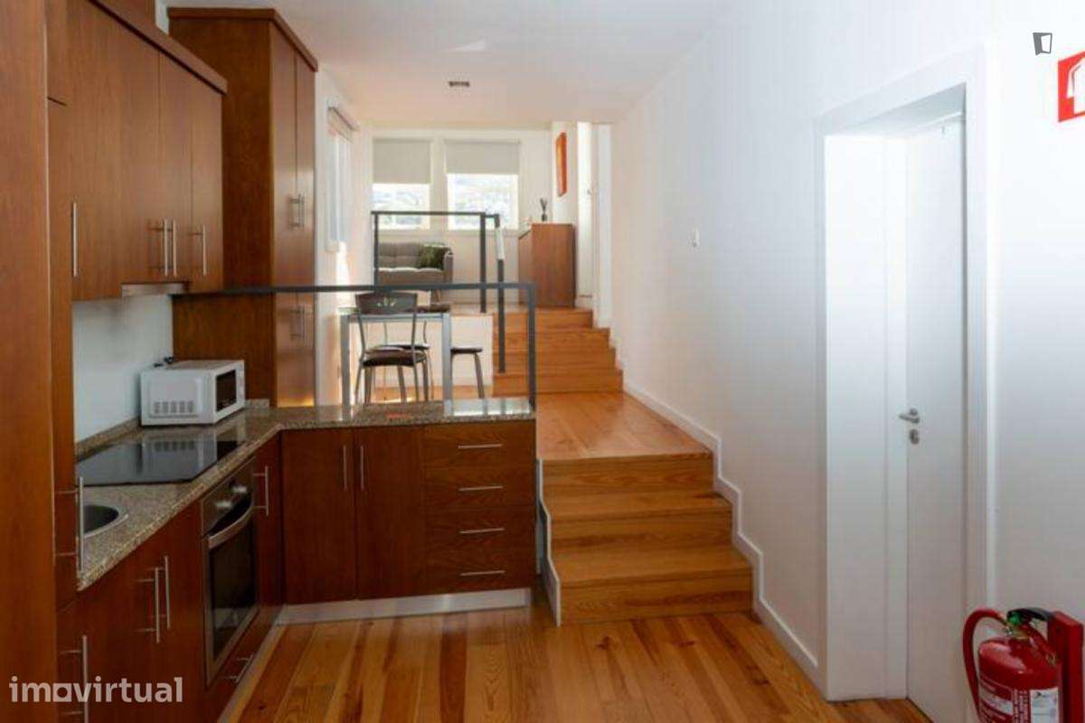 Apartamento com 1 quartos - localizado em Guimaraes - Grande imagem: 5/12