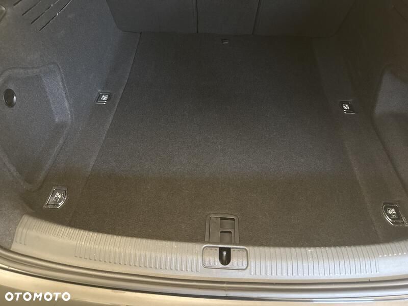 Audi A4 Limousine 35 TFSI mHEV S tronic - 22