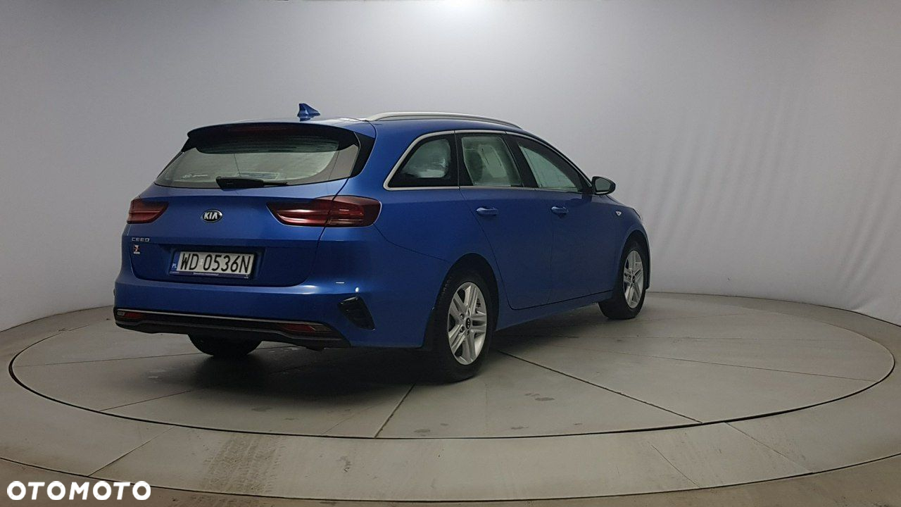 Kia Ceed - 7