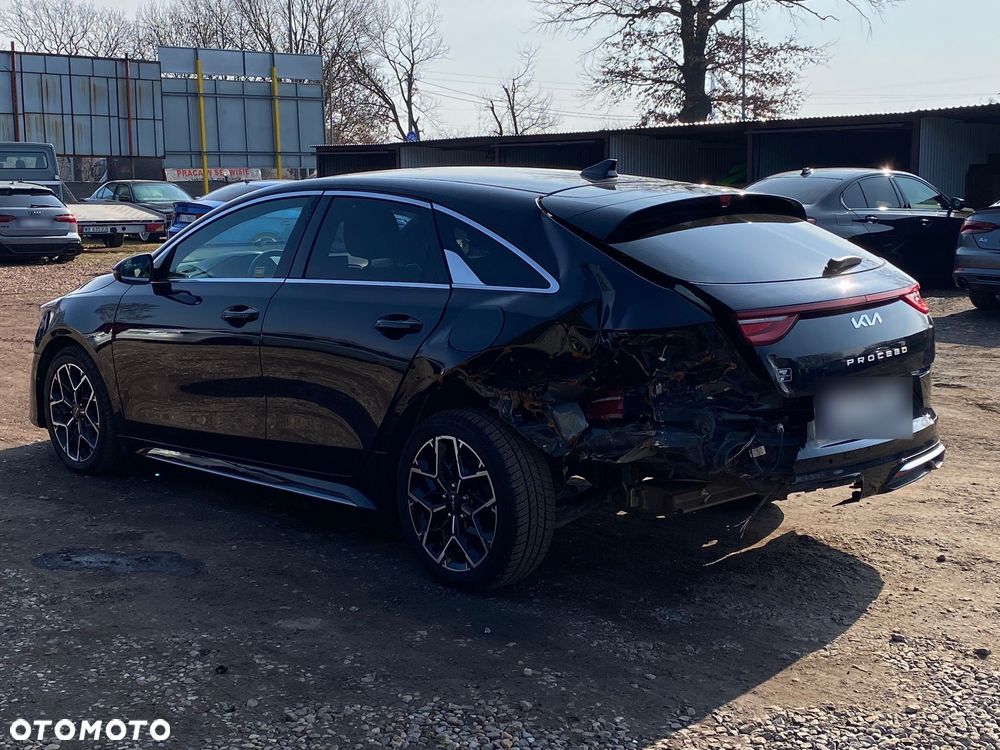 Kia ProCeed - 11