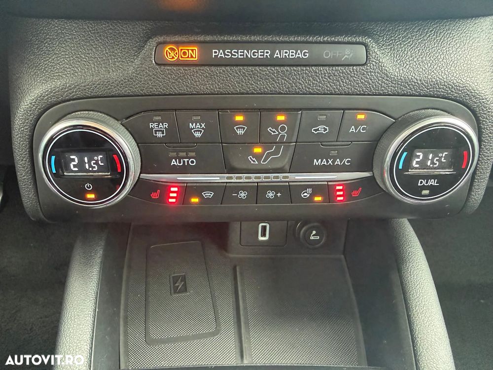 Ford Focus 1.0 EcoBoost Titanium - 16