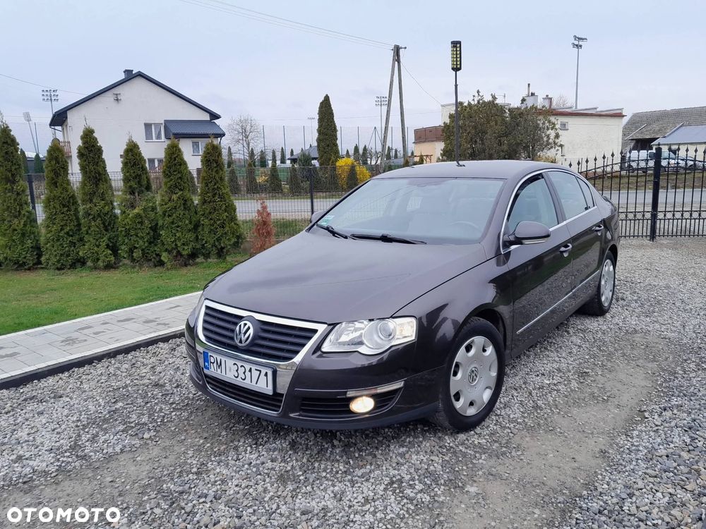 Volkswagen Passat - 3