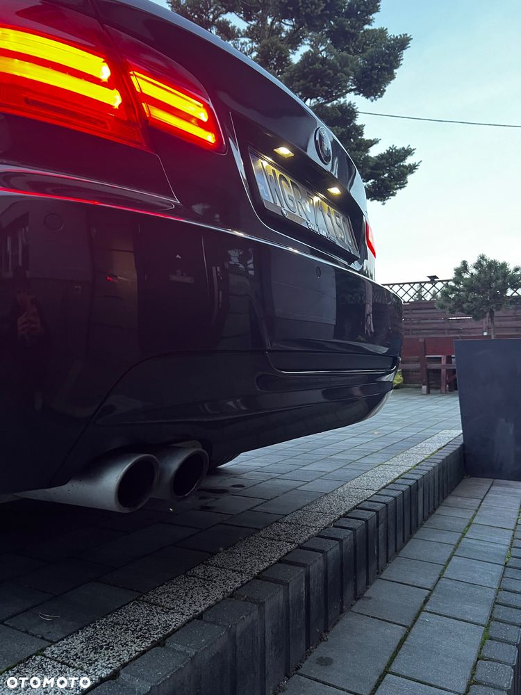 BMW Seria 3 330d - 23