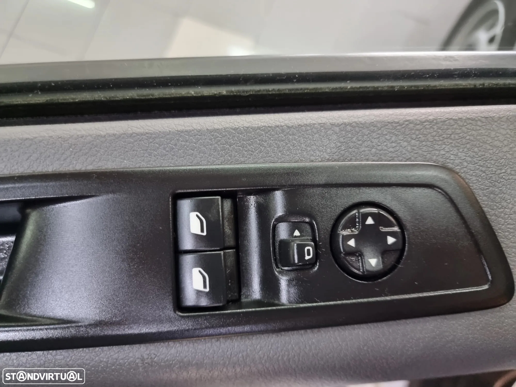 Toyota PROACE  1.6 D 4D 3 LUGARES L 1 - 23
