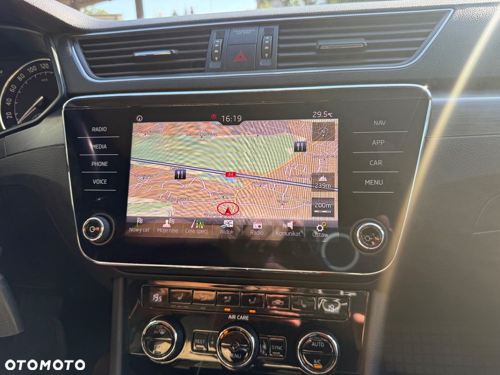 Skoda Superb 2.0 TDI Ambition DSG - 16