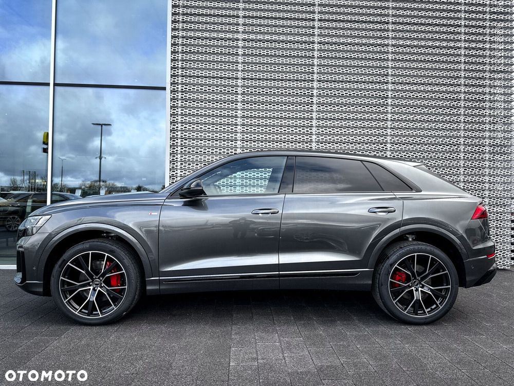 Audi Q8 - 4