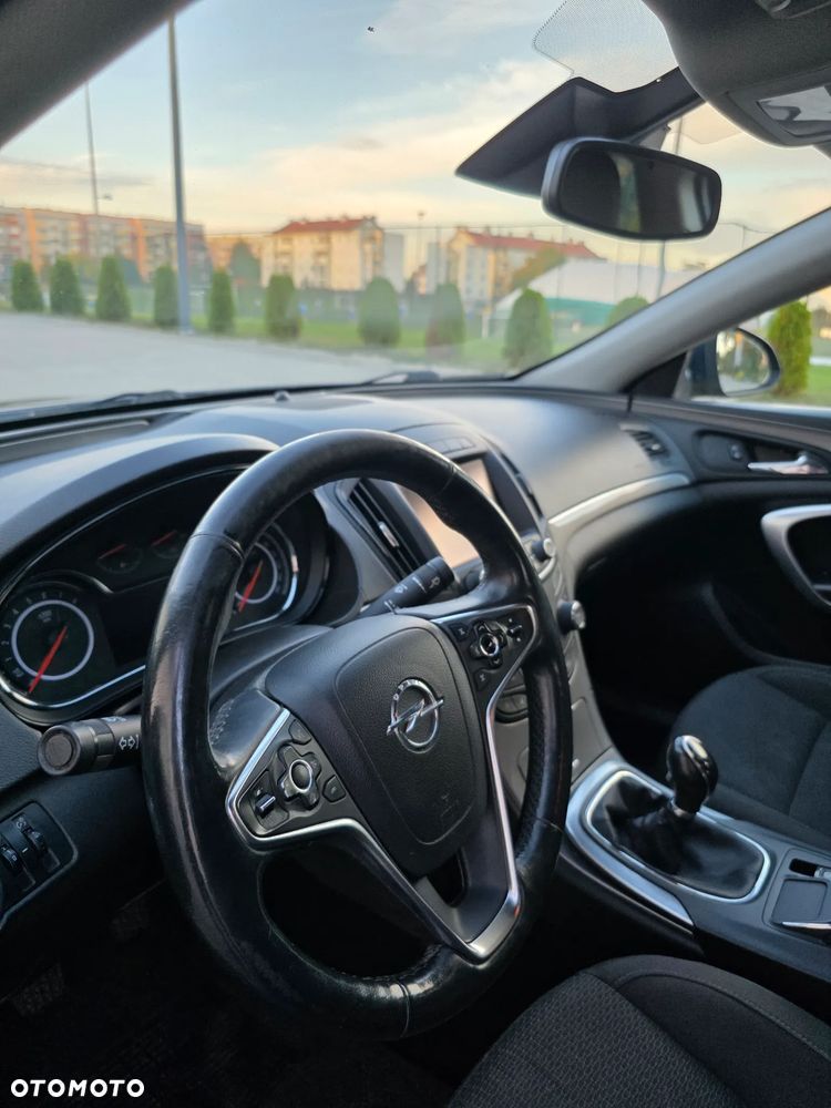 Opel Insignia - 32