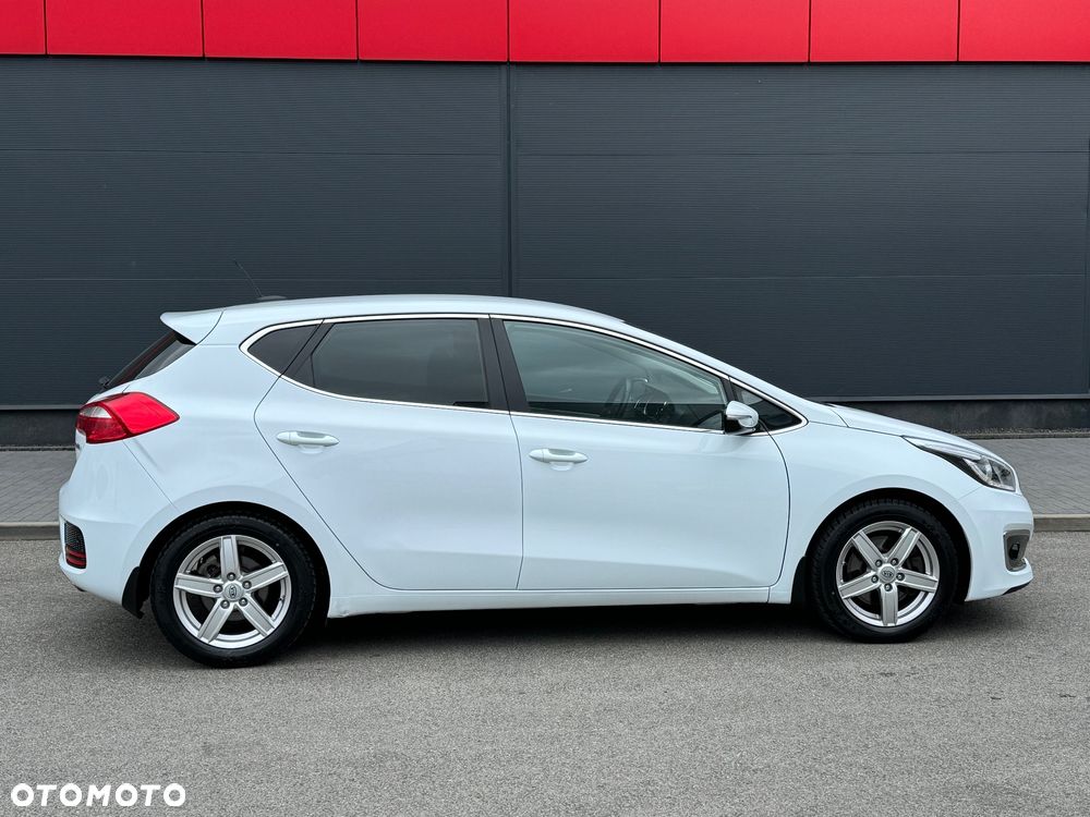 Kia Ceed 1.4 L Business Line - 11